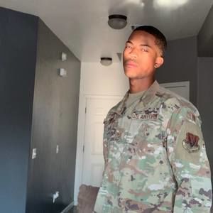 Meet your Posher, Ahmad